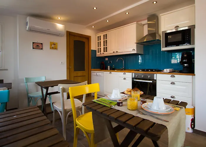 Li Rioni Bed & Breakfast Rome